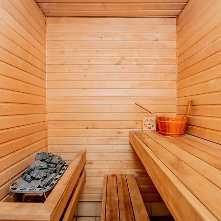 City Center With Sauna And Terrace * Parnu